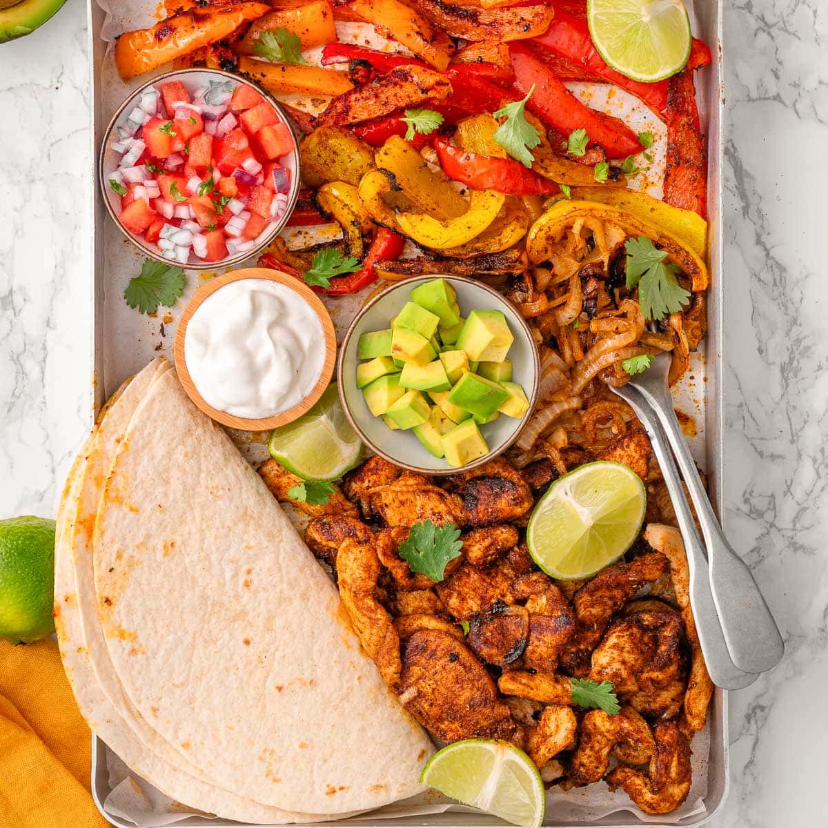 Quick Sheet Pan Chicken Fajitas: 30-Minute Weeknight Dinner